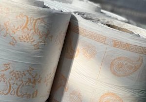 خرید سفره یکبار مصرف طاقه ای